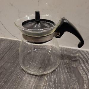 Small pyrex coffee caraffe